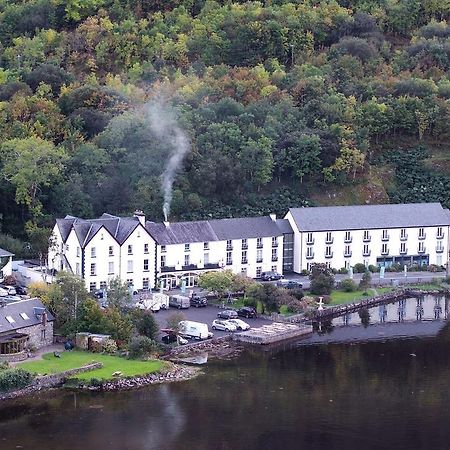 Leenane Hotel Лийнан Екстериор снимка