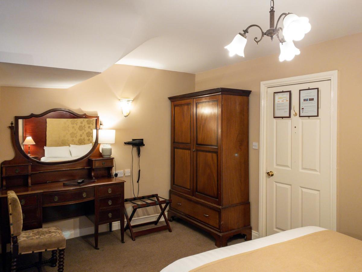 Leenane Hotel Лийнан Екстериор снимка