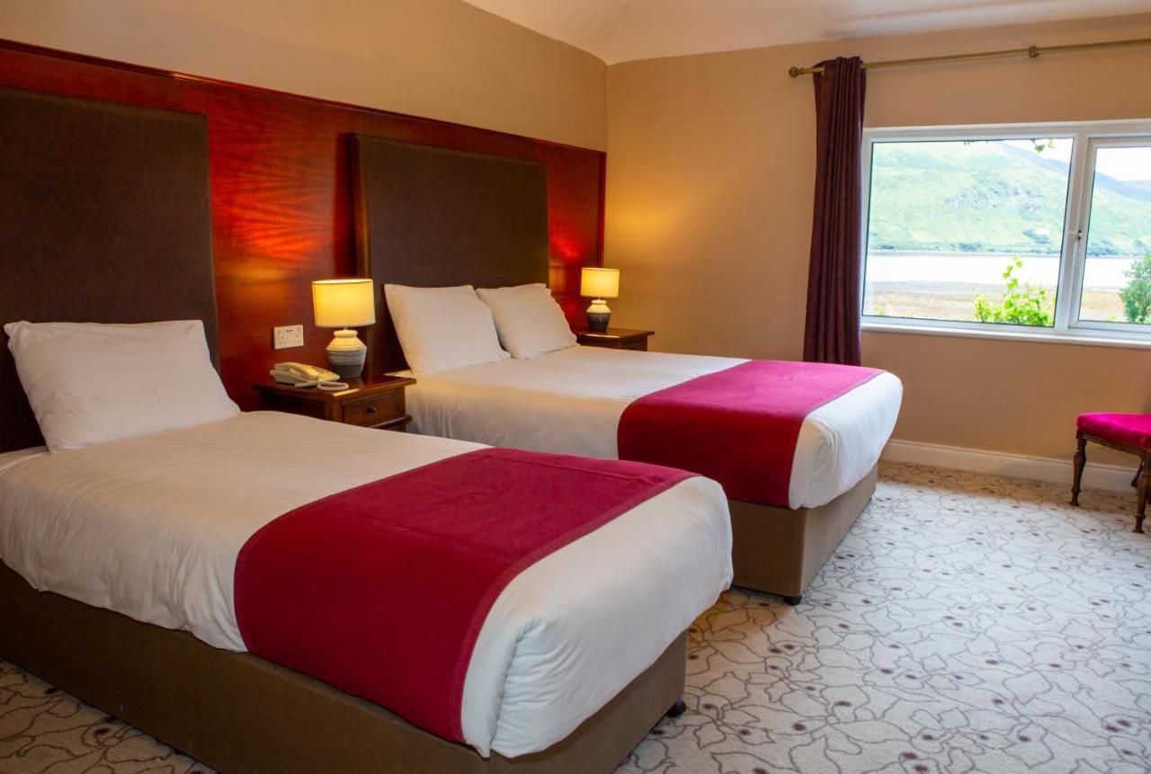 Leenane Hotel Лийнан Екстериор снимка