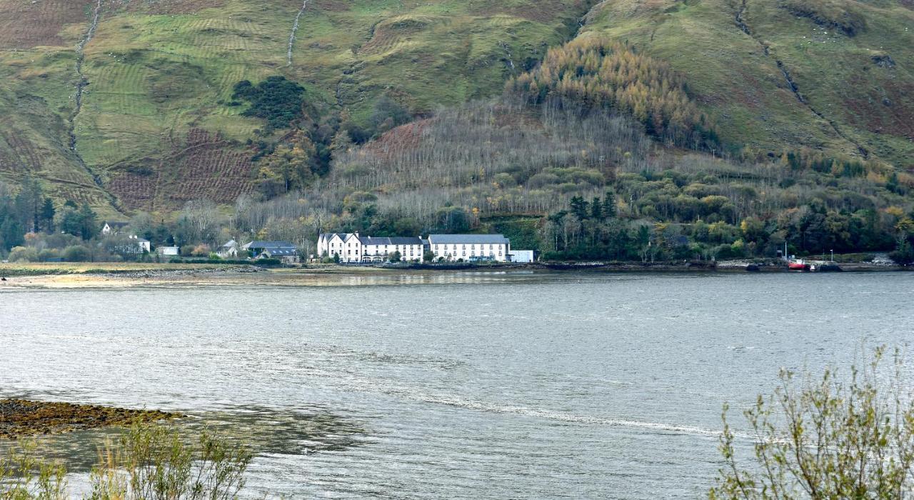 Leenane Hotel Лийнан Екстериор снимка